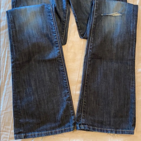 Guess Jeans - Picture 5 of 6